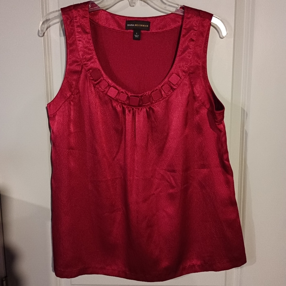 Dana Buchman Tops - Dana Buchman Women's Sleeveless Top L Red Great Condition